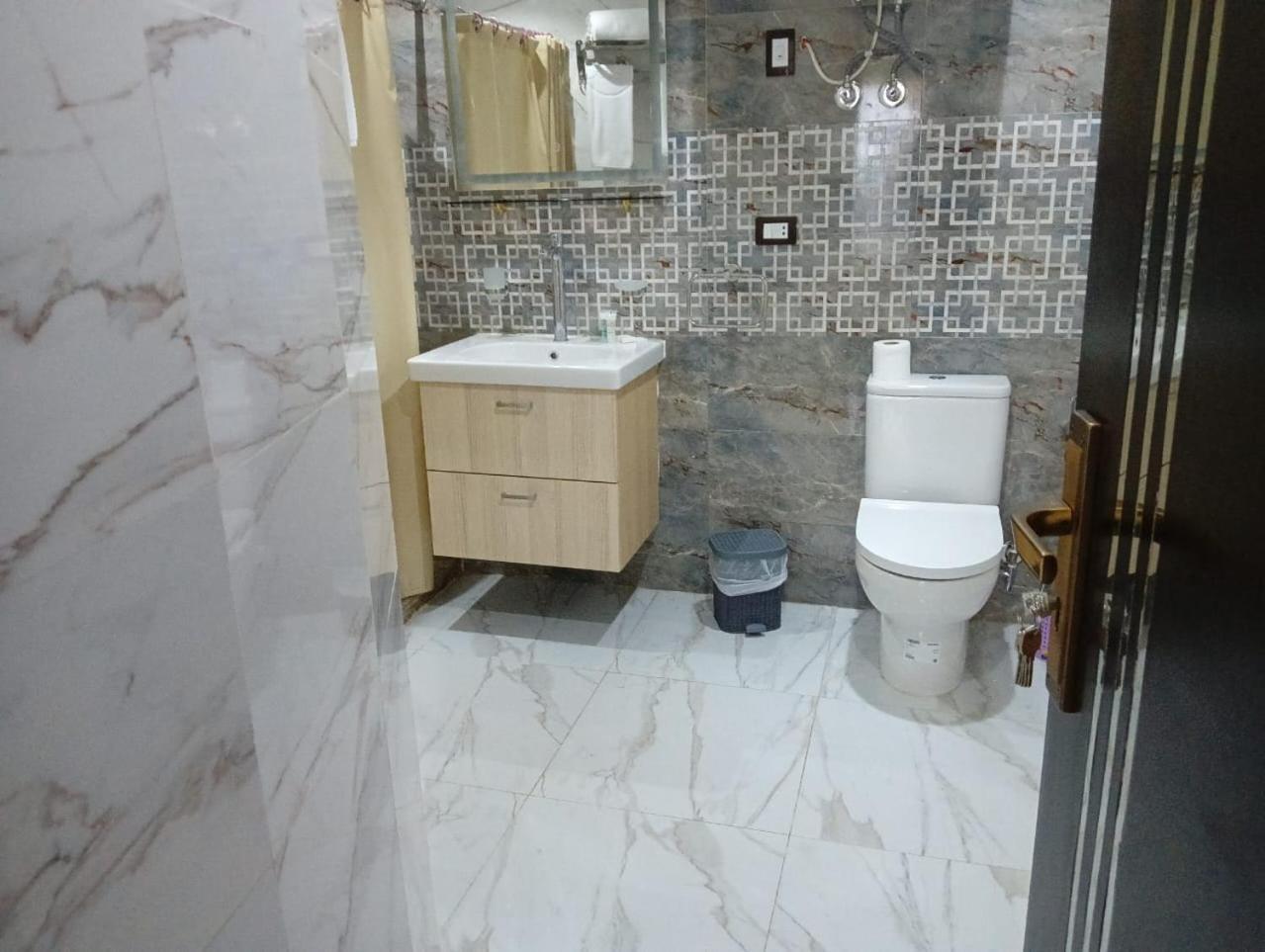 Porto Marina Apartments Powered By Amer-Group Ελ Αλαμέιν Εξωτερικό φωτογραφία